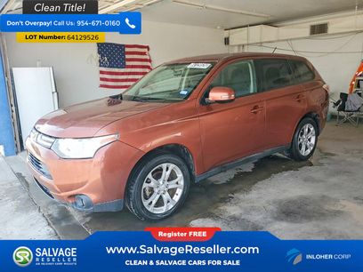 Used 2014 Mitsubishi Outlander SE