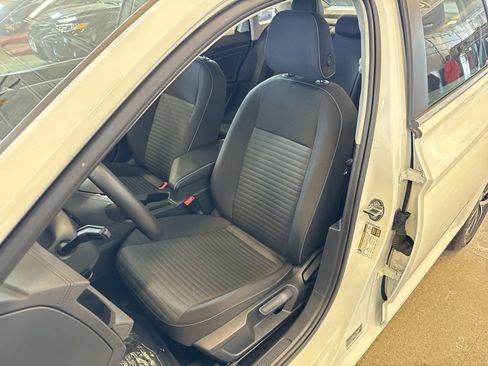 Used 2025 Volkswagen Jetta S image 17