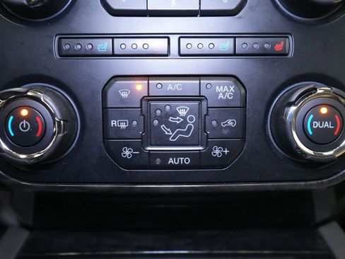 Used 2016 Ford Expedition Limited w/ Equipment Group 301A image 39