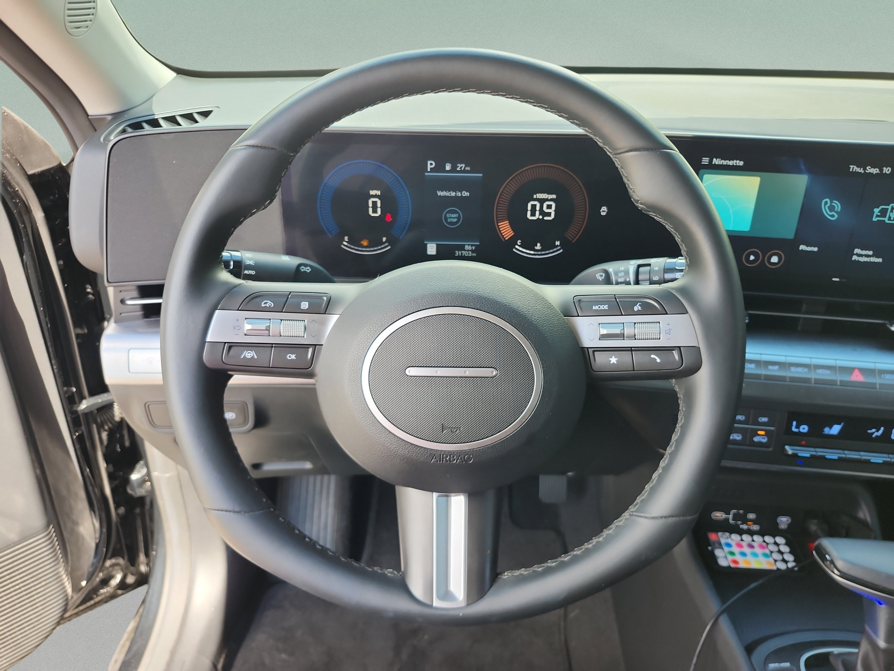 Used 2024 Hyundai Kona SEL FWD image 9