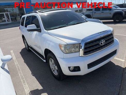 Used 2008 Toyota Sequoia SR5 image 3