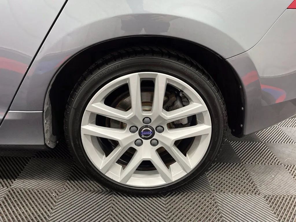 Used 2018 Volvo S60 T5 Dynamic w/ Vision Package AWD/4WD image 27