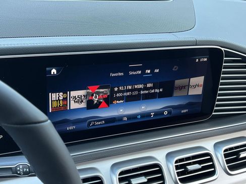 New 2026 Mercedes-Benz GLE 450 4MATIC image 16