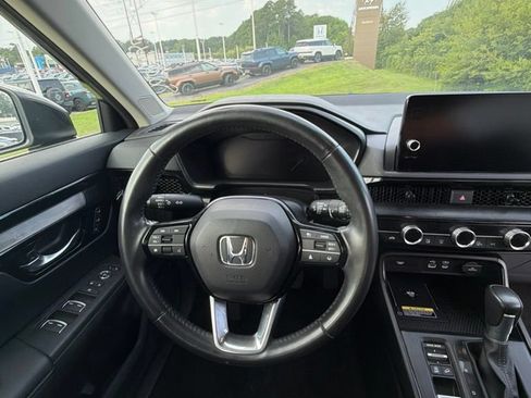 Used 2024 Honda CR-V EX-L image 12