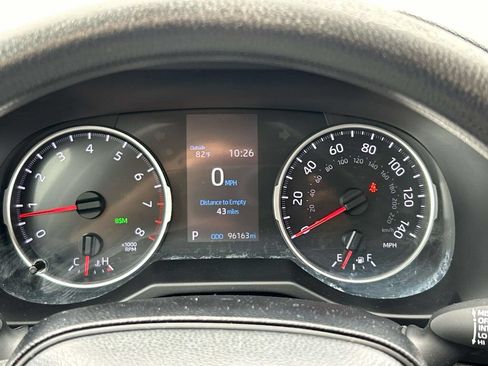 Used 2021 Toyota RAV4 XLE FWD image 38