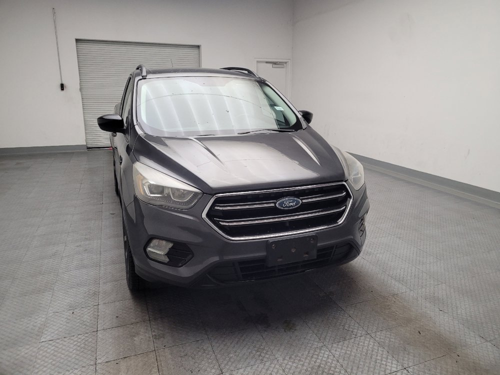 Used 2018 Ford Escape SE w/ SE Sport Appearance Package FWD image 14
