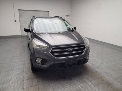 Used 2018 Ford Escape SE w/ SE Sport Appearance Package FWD image 14