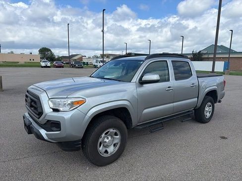 Certified 2023 Toyota Tacoma SR AWD/4WD image 2