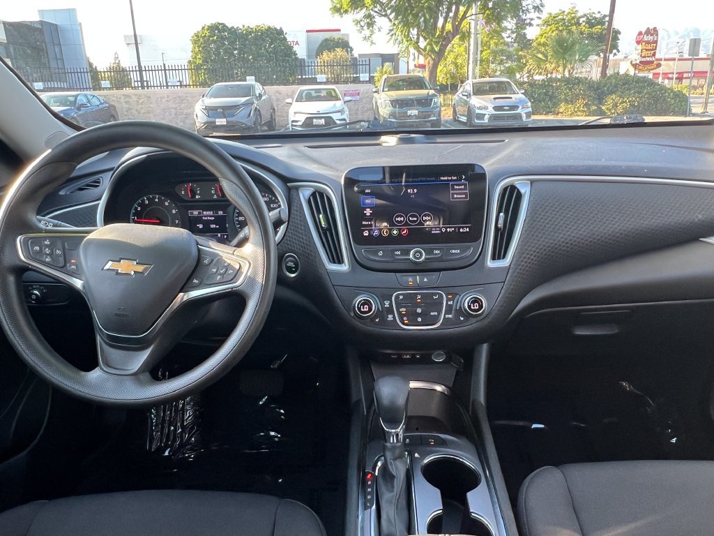 Used 2024 Chevrolet Malibu LT FWD image 20