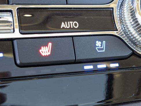 Used 2019 Lincoln Navigator Reserve w/ Cargo Package image 28