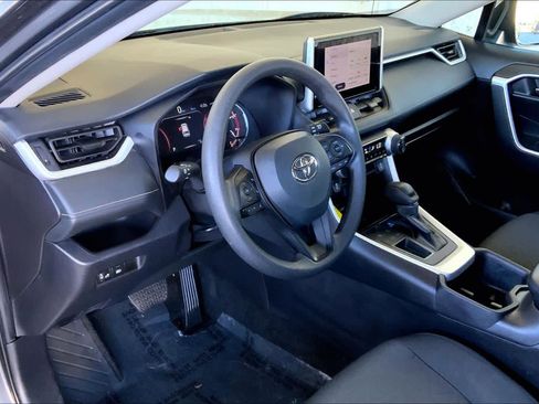 Used 2024 Toyota RAV4 XLE image 16