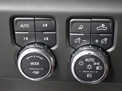 Used 2024 GMC Sierra 1500 Denali w/ Denali Reserve Package image 18