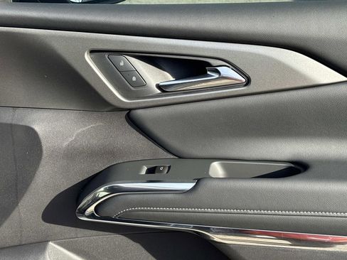 New 2026 Chevrolet Traverse LT image 16