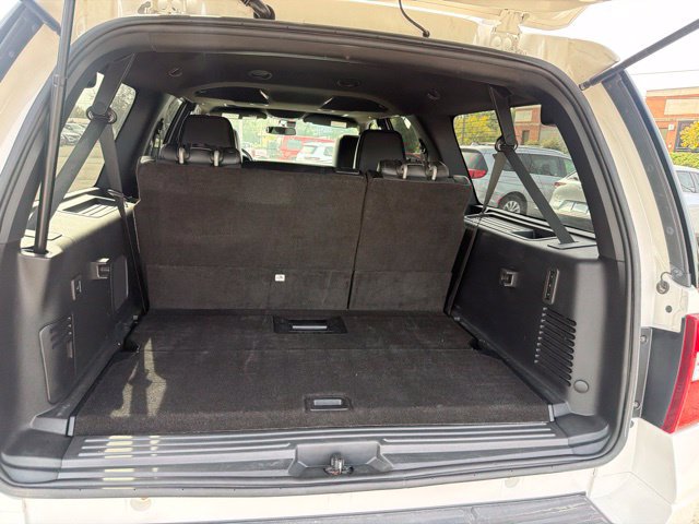 Used 2017 Ford Expedition Max Platinum AWD/4WD image 5
