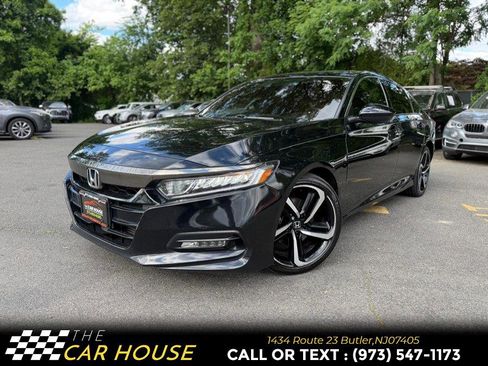 Used 2019 Honda Accord Sport image 2