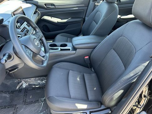 Used 2025 Nissan Altima 2.5 S image 15