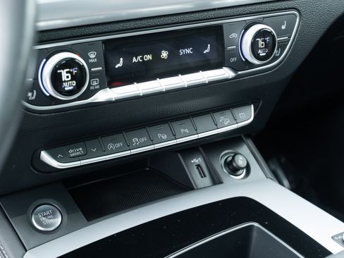 Certified 2023 Audi Q5 2.0T Prestige w/ Prestige Package image 17