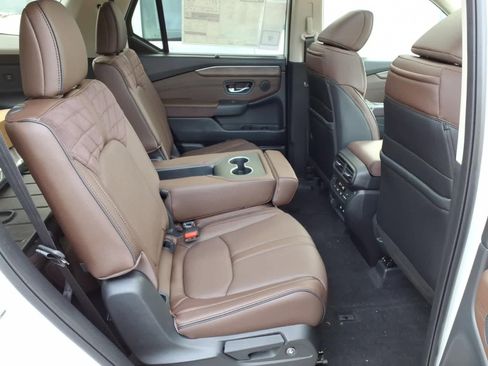 New 2026 Honda Pilot Elite image 12
