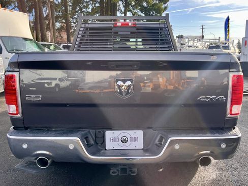 Used 2017 RAM 1500 Laramie w/ Convenience Group image 4