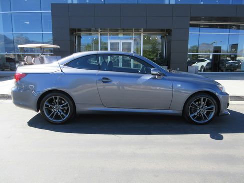 Used 2013 Lexus IS 250C image 12