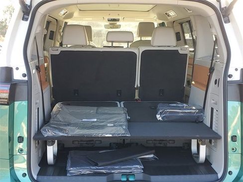 New 2025 Volkswagen ID. Buzz 1st Edition image 10