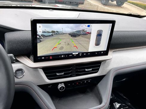 New 2026 Ford Explorer Active w/ Active Comfort Package image 17