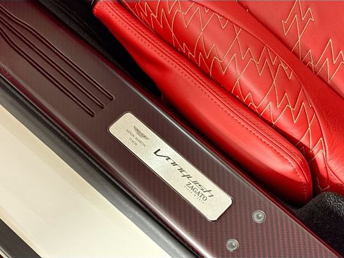Used 2018 Aston Martin Vanquish Zagato RWD image 20