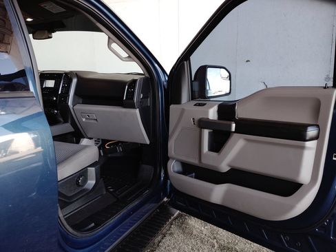 Used 2018 Ford F150 XLT w/ Equipment Group 301A Mid AWD/4WD image 11