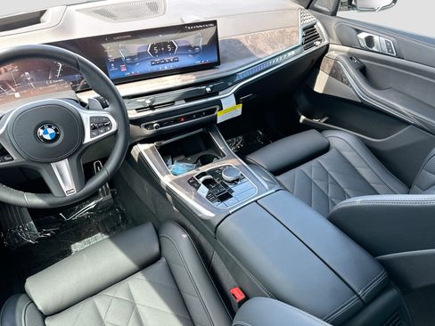 Used 2026 BMW X5 sDrive40i w/ M Sport Package RWD image 25