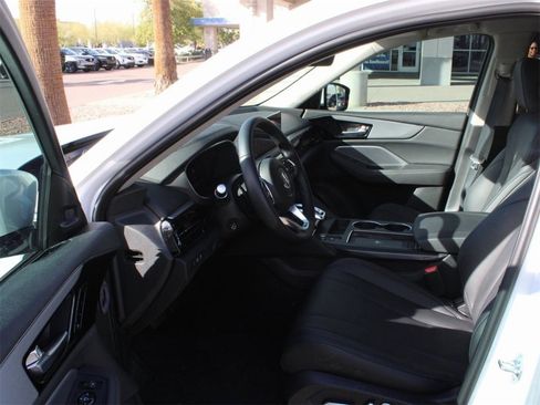 Used 2025 Acura MDX FWD image 10