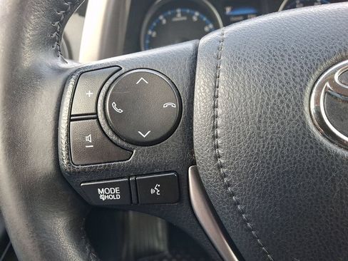 Used 2018 Toyota RAV4 XLE w/ Plus Extra Value Package AWD/4WD image 21