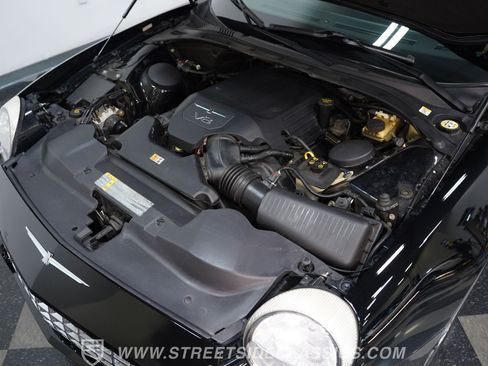 Used 2005 Ford Thunderbird RWD image 32