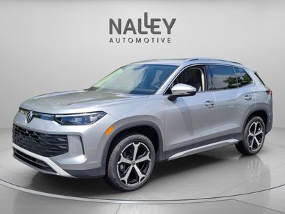 New 2025 Volkswagen Tiguan SE