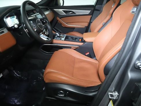 Used 2025 Jaguar F-PACE R-Dynamic S image 17