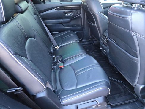 Used 2023 Honda Pilot Elite image 30