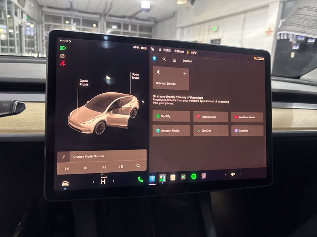 Used 2022 Tesla Model Y Long Range AWD/4WD image 24