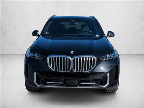 Certified 2026 BMW X5 sDrive40i image 2