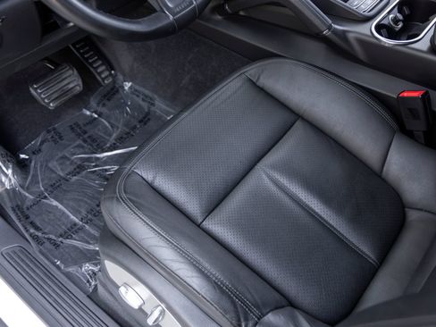 Used 2013 Porsche Cayenne Diesel AWD/4WD image 33