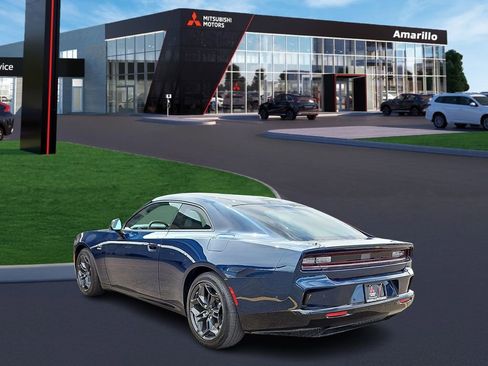 Used 2025 Dodge Charger R/T w/ Quick Order Package 25M R/T image 2