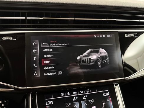 Used 2021 Audi Q7 3.0T Premium Plus w/ Executive Package AWD/4WD image 34