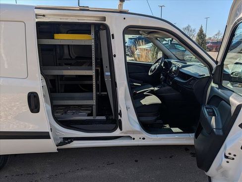 Used 2018 RAM ProMaster City Tradesman image 12