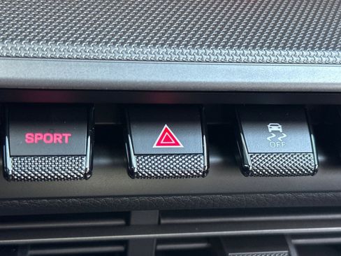 Used 2021 Porsche 911 Carrera image 39