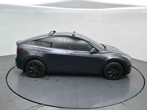 Used 2025 Tesla Model Y Long Range image 53