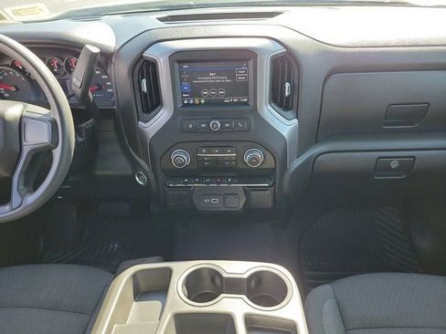 Used 2022 Chevrolet Silverado 1500 Custom image 5
