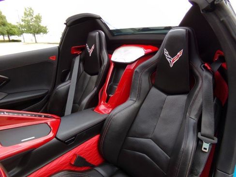 Used 2021 Chevrolet Corvette Stingray Preferred Conv w/ Z51 Performance Package RWD image 23