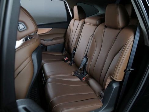 Used 2024 Acura MDX SH-AWD w/ Technology Package image 5