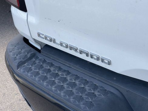 Certified 2024 Chevrolet Colorado Z71 w/ Z71 Convenience Package 2 AWD/4WD image 8