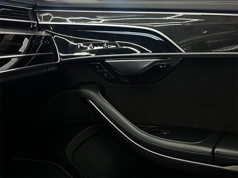 Used 2020 Audi S8 L w/ Full Leather Package image 28