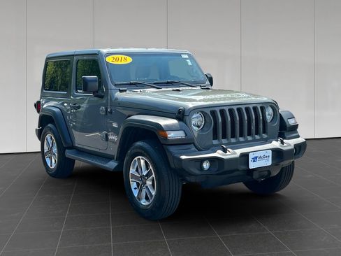 Used 2018 Jeep Wrangler Sport AWD/4WD image 7