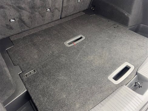 Used 2024 Nissan Rogue SL image 84